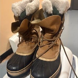 Sorel Caribou
